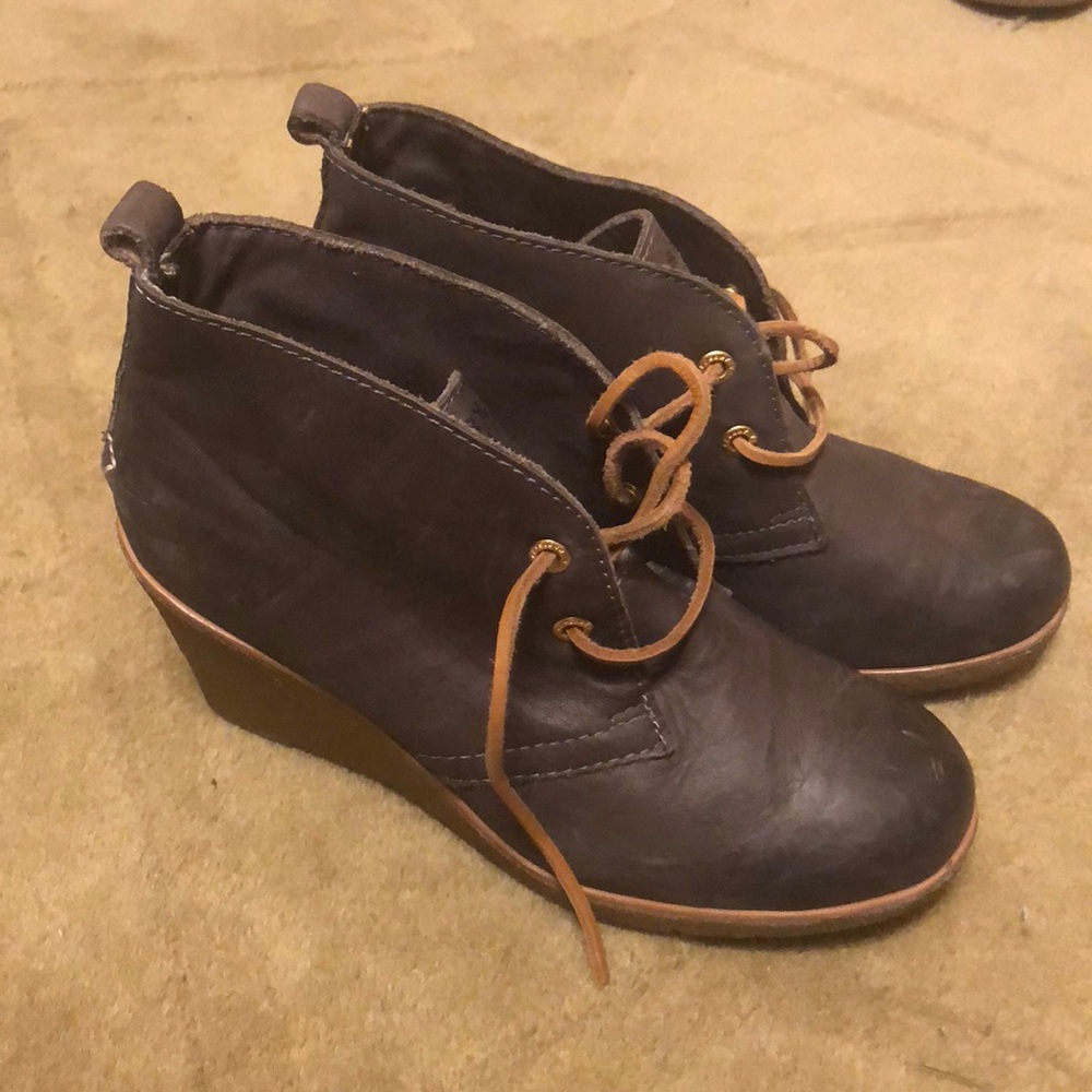 Sperry Wedges